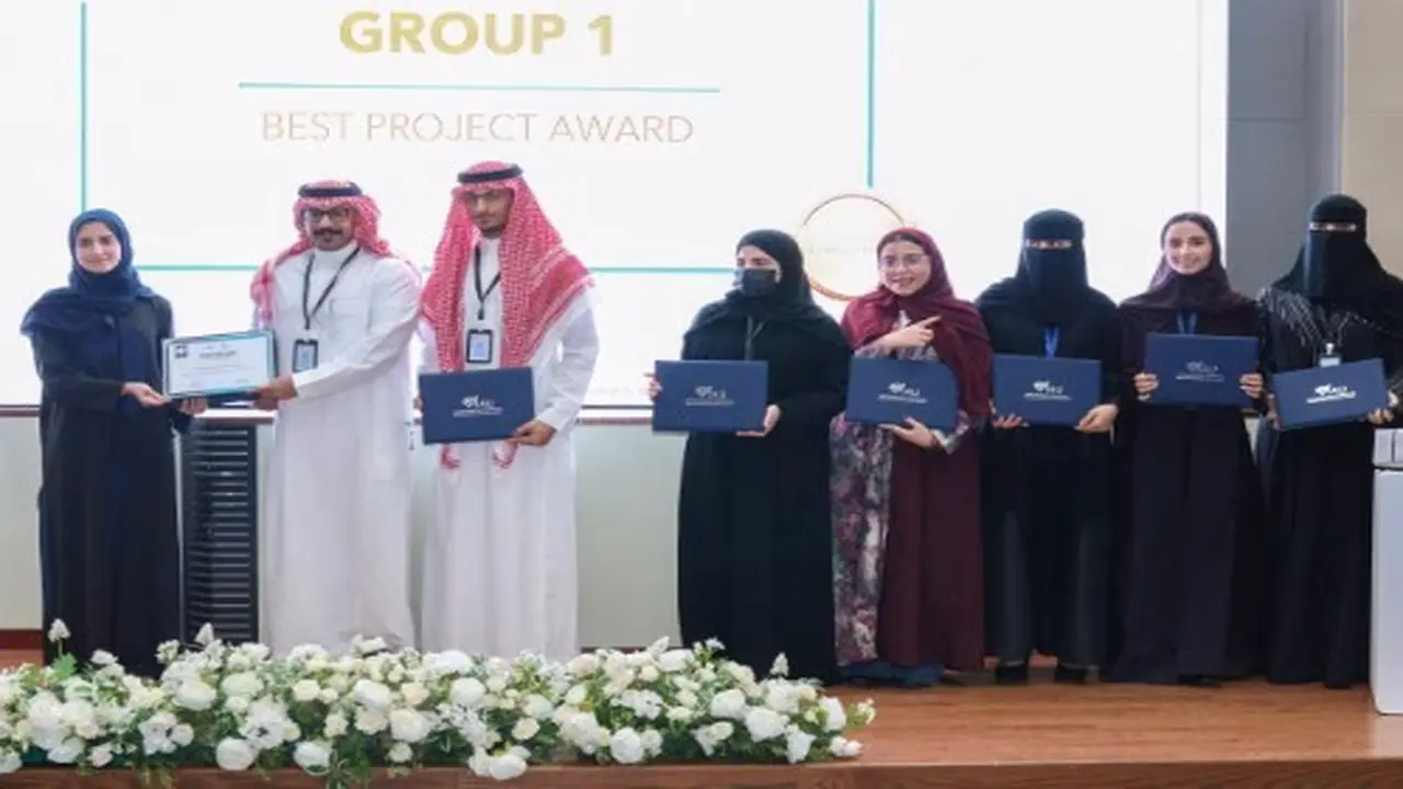 36 فكرة جديدة.. حلول صحية مبتكرة من طلاب جامعة الإمام